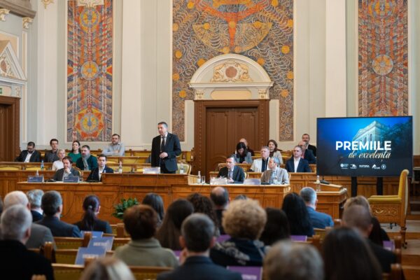 Peste 70 de profesori de la UBB Cluj-Napoca, premii de excelență