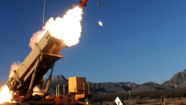 Rachete iraniene au lovit zona Dimona, unde se află o instalație dedicată cercetărilor nucleare israeliene