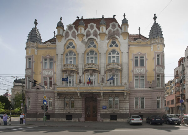 Prefectura Cluj rămâne cu doar 39 de angajați