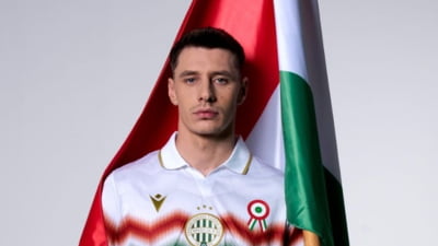 Selectat pentru naționala României de Mircea Lucescu, a pozat cu steagul Ungariei