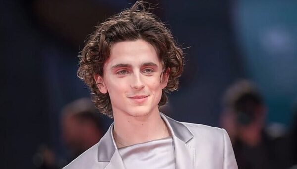 Timothée Chalamet supără lumea operei şi baletului. Opera din Cluj îi răspunde