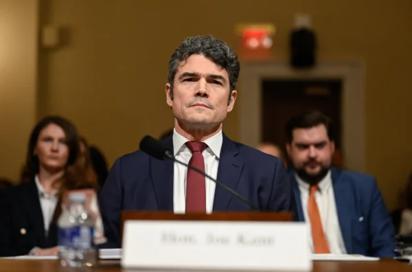 Fostul șef al contraterorismului american a supărat Washingtonul – Joe Kent este anchetat de FBI