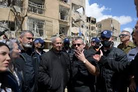 180 de răniţi în atacuri iraniene asupra Israelului. Netanyahu cere liderilor mondiali să se alăture războiului total împotriva Iranului