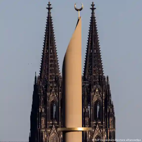 Germania: Se închid biserici, se deschid moschei