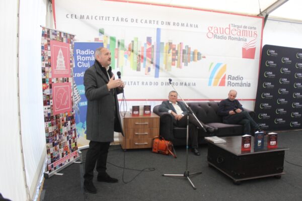 Lansarea cărții ”Valahi gorali, Vlaşi, Valašsko. Interpretări istoriografice” de Ionuț Țene. La Târgul Gaudeamus. ”O altă perspectivă a etnogenezei românești”