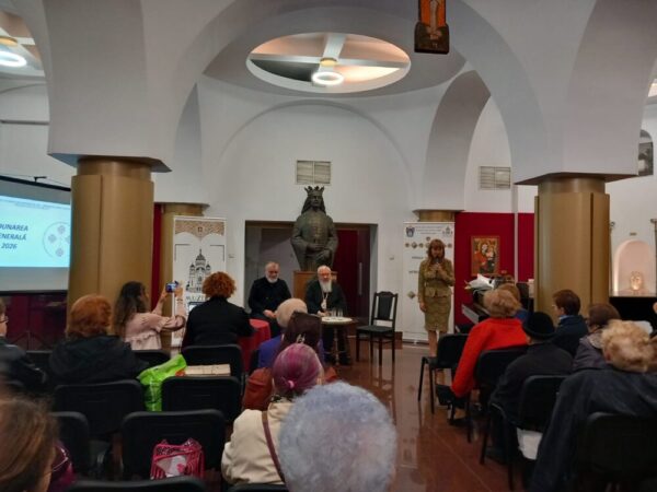 Adunarea generală a Asociației „Societatea Femeilor Ortodoxe” din Arhiepiscopia Clujului. Zeci de vârstnici au primit ajutor spiritual și material în anul 2025