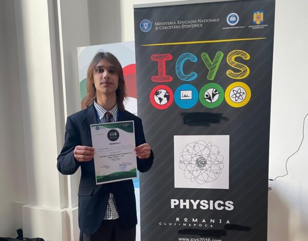 Elev de clasa a XII-a de la Liceul Teoretic ”Lucian Blaga” Cluj-Napoca a reușit o performanță remarcabilă, locul I la etapa națională a competiției ICYS (International Conference of Young Scientists)