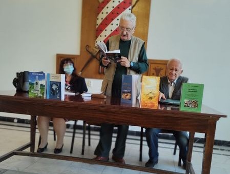 Medalion literar „Luna Mai – pastelul anului” în cadrul Cenaclului literar „Artur Silvestri”