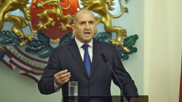 Bulgaria nu mai permite staționarea avioanelor militare americane din cauză că SUA nu elimină vizele