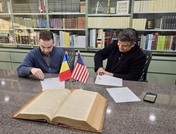 Recunoaștere internațională pentru Forumul Civic al Românilor: Președintele FCRCHM onorat la Chicago pentru apărarea identității naționale