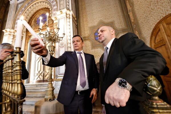 Presa israeliană: România se confruntă cu un „tsunami” de antisemitism. Șoșoacă, Vexler, AUR și Nicușor Dan, în centrul unei ample relatări