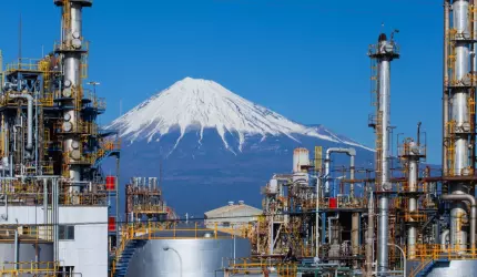 Japonia cumpără masiv petrol din Rusia