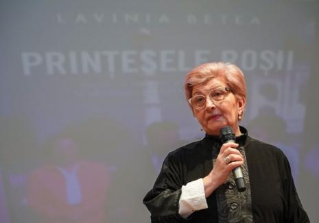 Lavinia Betea — comunicare și psihologie politică. O istorie ”mondenă” a ceaușismului