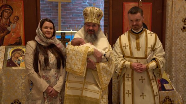 Episcopul Macarie al Europei de Nord a botezat, la Oslo, copilul unui diacon norvegian