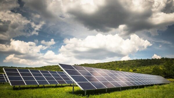 La Cluj-Napoca va apărea un nou parc fotovoltaic