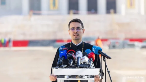 Pr. Agachi are dreptate! Cuvântul „sobornicesc” din Crez este ortodox și cu specific românesc.