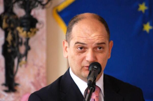 Prof. dr. Virgiliu Leon Țârău: istoric de arhive, memorie și istoria comunismului românesc în ”durata scurtă”
