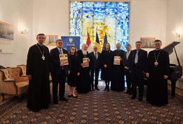 IPS Andrei la lansarea volumului „Români de seamă de altădată din Viena: 1683–1918”, la Ambasada României din Austria