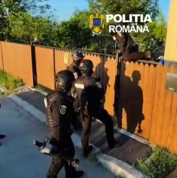 Mihai Târnoveanu: La Brașov, legea Vexler trimite mascați înarmați peste minori de 16-17 ani!
