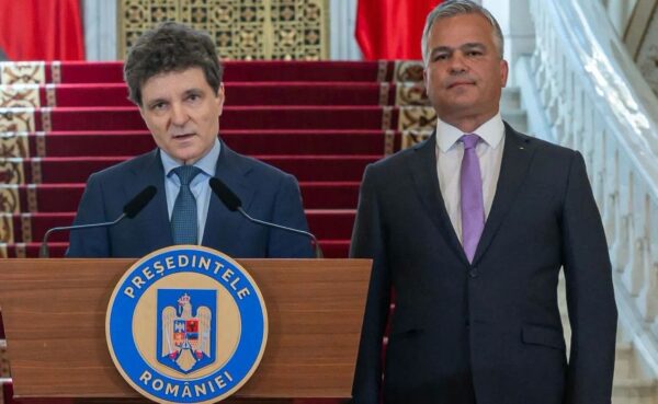 Președintele sistemului cu epoleți