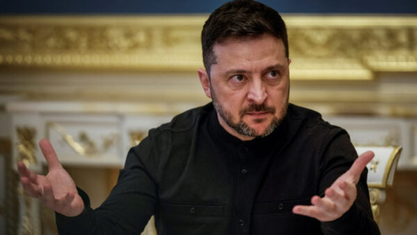 Polonia nu se teme de Kiev ca Bucureștiul: retrage cea mai înaltă distincţie acordată lui Zelenski, Ordinul Vulturului alb, pe fondul tensiunilor legate de istoria comună