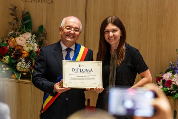 Simona Halep primește diploma de Cetățean de Onoare al municipiului Cluj-Napoca după aproape 7 ani