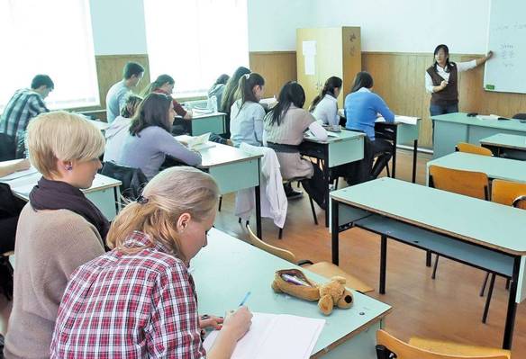Noul an școlar vine cu reguli noi pentru elevi