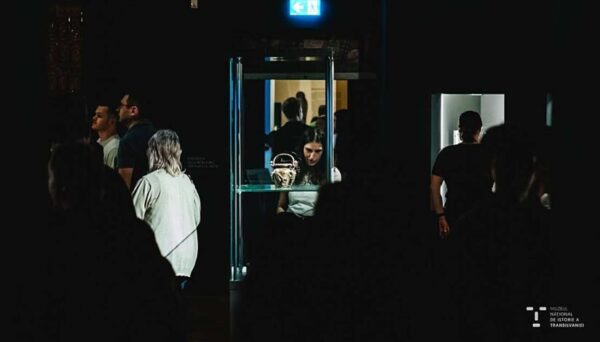 Muzeul Naţional de Istorie a Transilvaniei ‘a trimis’ o capsulă în viitor, la 100 de ani distanţă