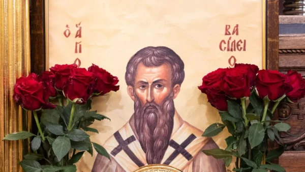 Mâna dreaptă a Sfântului Vasile cel Mare va fi adusă pentru prima dată în România