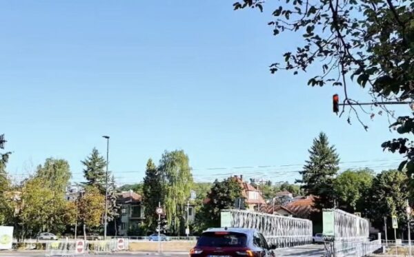 S-a deschis circulația pe podul provizoriu de peste Someș. În octombrie încep lucrările la Garibaldi / Uzinei Electrice