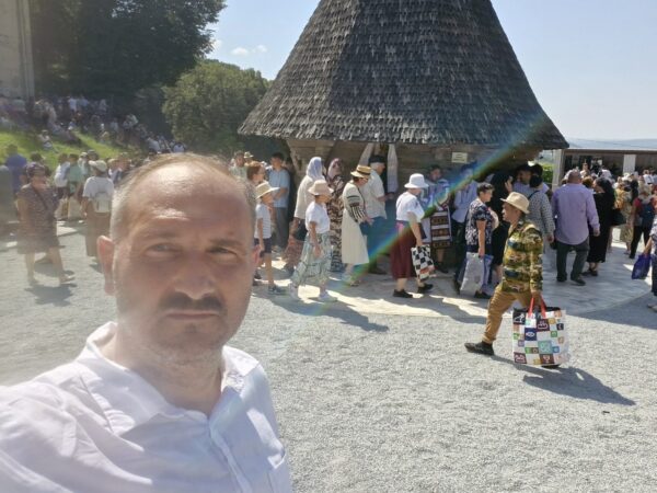 Mănăstirea Nicula – centru de rezistență al Ortodoxiei în fața asaltului „neoprotestant” împotriva Maicii Domnului și a sfinților români