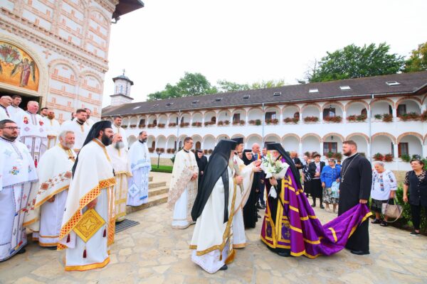425 de ani de la moartea lui Mihai Viteazul | Slujbă de pomenire la Mănăstirea „Mihai Vodă” din Turda