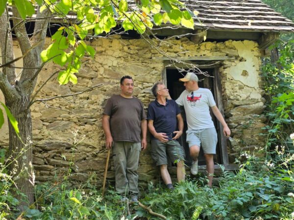 Răzvan Gheorghe: Regele Pădurii. Aici a fost ucis partizanul Ion Uță în luptă cu trupele de Securitate