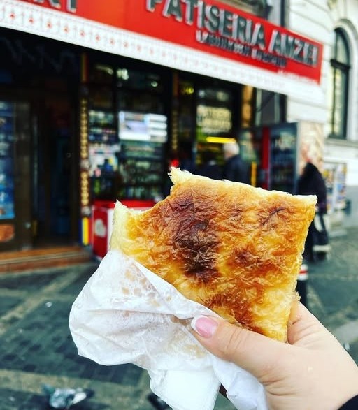 Mie îmi plac merdenelele — chemarea culinară a străbunilor valahi din Balcani