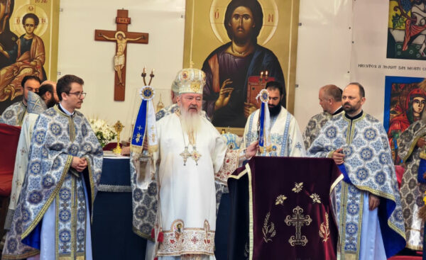 Mitropolitul Clujului, IPS Andrei, la Nicula: Români mergeți duminica la Biserică
