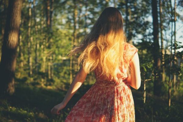 Câte rochii încap într-un buget modest – și cât de frumoase pot fi