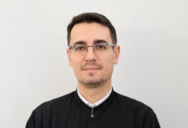  Pr. Adrian Agachi: Pulsul cuvintelor