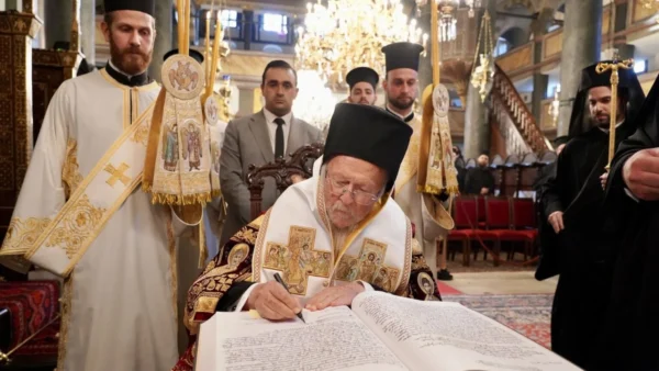 Patriarhul Ecumenic Bartolomeu I a semnat actele de canonizare a patru sfinți români athoniți