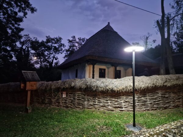 Parcul Etnografic ”Romulus Vuia” Cluj-Napoca, primul muzeu în aer liber din România, iluminat integral cu ajutorul unui sistem modern fotovoltaic
