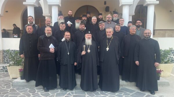 Întâlnirea Societății Bibliștilor Ortodocși Români, la Mănăstirea Nușeni. Biblia Ortodoxiei