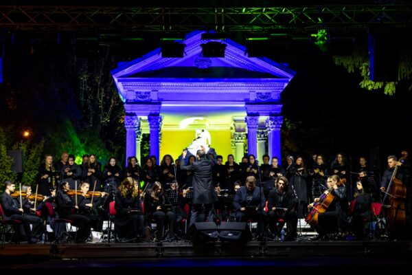 Concert de Luminație în Cimitirul Central și o dezbatere cu prof. Augustin Ioan și prof. Adrian Papahagi, în luna noiembrie, la Cluj