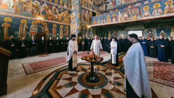 Episcopul Vasile Flueraș, comemorat la Cluj-Napoca la cinci ani de la trecerea la Domnul: Îi primea cu drag pe toți